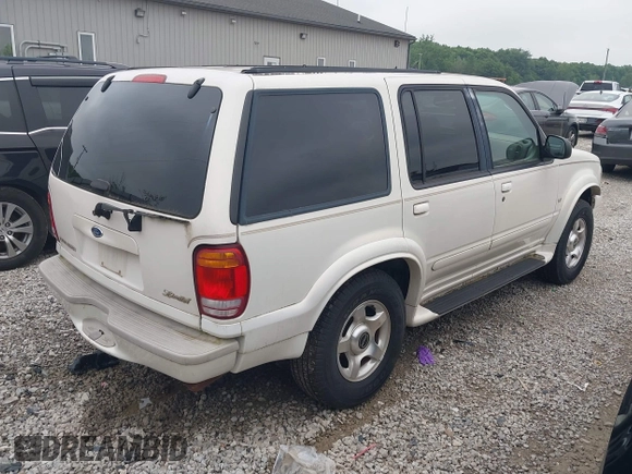 1999 Ford Explorer XLT с VIN 1FMZU35P7XZB56640, выставлен на аукционе IAAI как лот 42523021 с пробегом 295 204 миль миль и . История ставок и продаж доступна на DreamBid. Изображение 4.