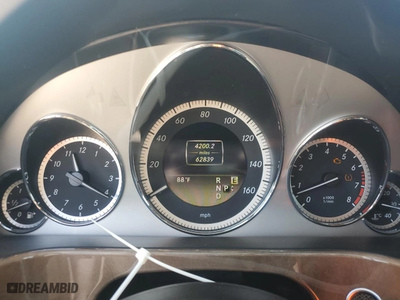 2012 Mercedes-Benz E-Class E 350 Luxury with VIN WDDHF5KB4CA547208, listed as a Copart auction lot 46479785 with 62,839 mi miles and Salvage Title. Bid and sale history available at carsss.com. Image 9.