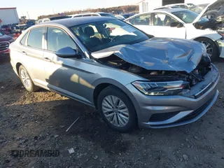 2019 Volkswagen Jetta S z VIN 3VWCB7BU8KM253970, wystawiony jako IAAI lot #41377826 z przebiegiem 35 829 mil mil oraz . Historia ofert i sprzedaży dostępna na DreamBid. Obrazek 1.