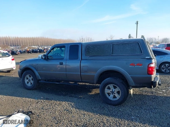 2004 Ford Ranger XLT with VIN 1FTZR45E94PB01043, listed as a IAAI auction lot 41390990 with 169422 miles. Bid and sale history available at carsss.com. Image 15.