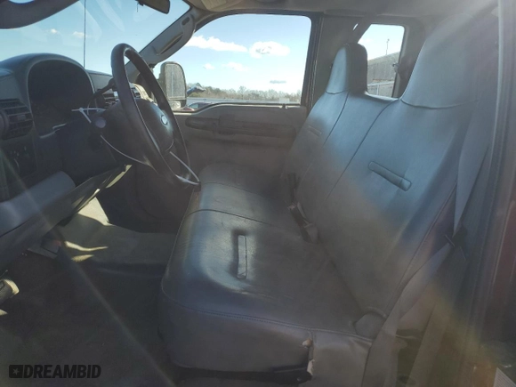 2005 Ford Super Duty F-250 XL with VIN 1FTSX21565ED21299, listed as a Copart auction lot 86697724 with 133,208 mi miles and Salvage Title. Bid and sale history available at carsss.com. Image 7.