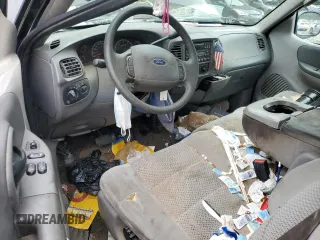 2004 Ford F-150 XL with VIN 2FTRX18W84CA68613, listed as a Copart auction lot 55626975 with 230,600 mi miles and Non repairable. Bid and sale history available at DreamBid. Image 8.