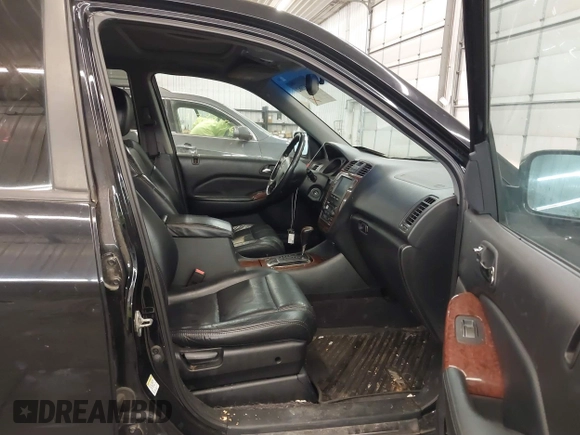 2004 Acura MDX with VIN 2HNYD18254H511752, listed as a IAAI auction lot 41387382 with 217,074 mi miles. Bid and sale history available at carsss.com. Image 5.