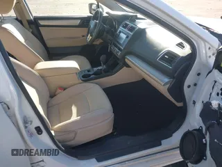 2016 Subaru Legacy 2.5i z VIN 4S3BNBA66G3023574, wystawiony jako IAAI lot #40923217 z przebiegiem 99 504 mil mil oraz . Historia ofert i sprzedaży dostępna na DreamBid. Obrazek 5.