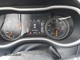 2018 Jeep Cherokee Latitude Plus с VIN 1C4PJMLX3JD548130, выставлен на аукционе IAAI как лот 42039499 с пробегом 89 832 миль миль и . История ставок и продаж доступна на DreamBid. Изображение 7.
