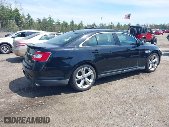 2011 Ford Taurus SHO z VIN 1FAHP2KT7BG188095, wystawiony jako IAAI lot #42180454 z przebiegiem 161 656 mil mil oraz . Historia ofert i sprzedaży dostępna na DreamBid. Obrazek 4.