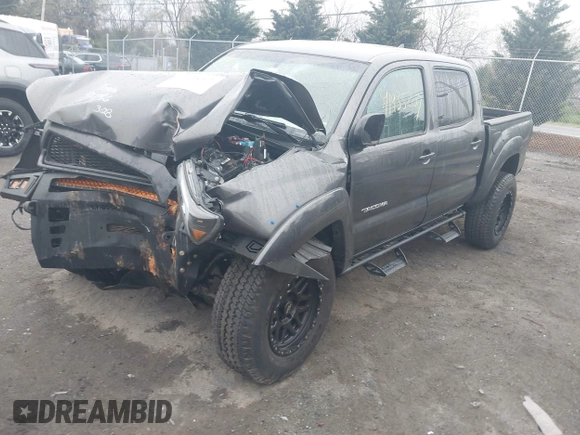 2012 Toyota Tacoma z VIN 3TMLU4EN9CM095110, wystawiony jako IAAI lot #41935207 z przebiegiem 177 543 mil mil oraz . Historia ofert i sprzedaży dostępna na DreamBid. Obrazek 2.