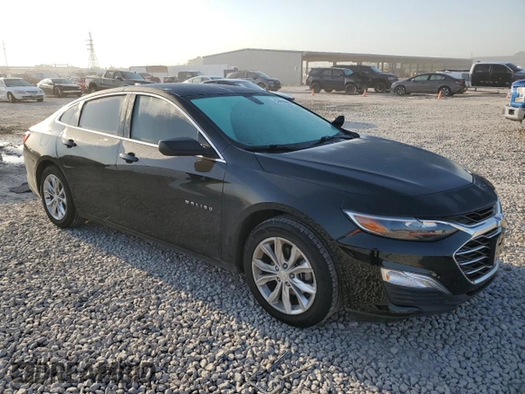 2019 Chevrolet Malibu LS with VIN 1G1ZB5ST2KF184453, listed as a Copart auction lot 52422955 with 65,716 mi miles and Salvage Title. Bid and sale history available at DreamBid. Image 4.