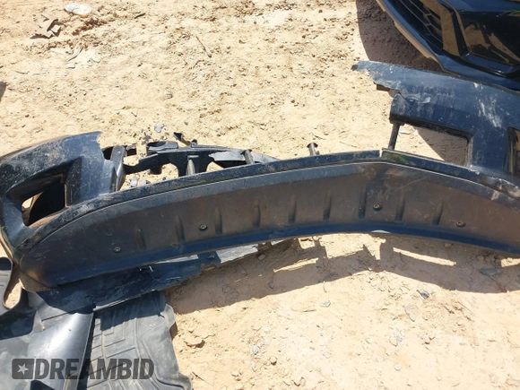 2012 Ram 1500 Sport с VIN 1C6RD7MT6CS283822, выставлен на аукционе IAAI как лот 42031055 с пробегом Не указан миль и . История ставок и продаж доступна на DreamBid. Изображение 12.