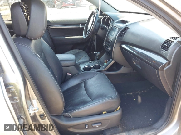 2012 Kia Sorento EX with VIN 5XYKUDA61CG244312, listed as a IAAI auction lot 42343888 with 164,520 mi miles and . Bid and sale history available at DreamBid. Image 5.