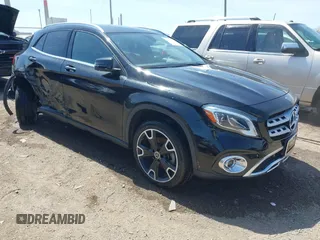 2020 Mercedes-Benz GLA 250 z VIN WDCTG4GB2LJ663215, wystawiony jako IAAI lot #42026810 z przebiegiem 50 643 mil mil oraz . Historia ofert i sprzedaży dostępna na DreamBid. Obrazek 1.