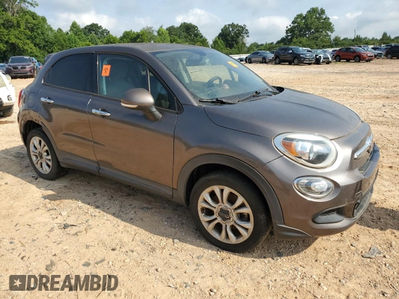2016 FIAT 500X Easy z VIN ZFBCFXBT5GP390903, wystawiony jako Copart lot #65087215 z przebiegiem Nie podano mil oraz Czysty tytuł • Clean title. Historia ofert i sprzedaży dostępna na DreamBid. Obrazek 4.