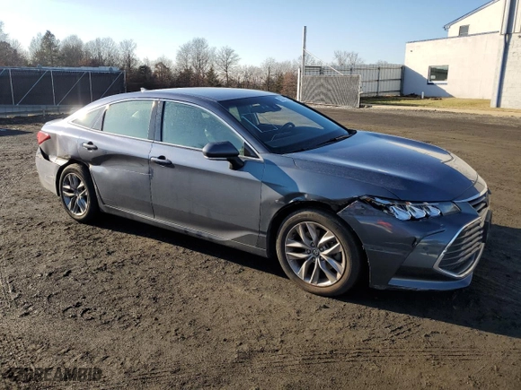 2022 Toyota Avalon XLE with VIN 4T1JZ1FB5NU079332, listed as a Copart auction lot 85945164 with 52,131 mi miles and Salvage Title. Bid and sale history available at carsss.com. Image 4.