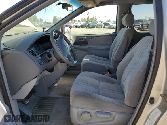 2003 Toyota Sienna CE with VIN 4T3ZF19C83U535893, listed as a Copart auction lot 46493325 with 154,355 mi miles and Salvage Title. Bid and sale history available at carsss.com. Image 7.
