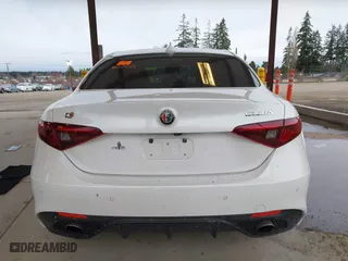 2018 Alfa Romeo Giulia Ti with VIN ZARFAECNXJ7574745, listed as a IAAI auction lot 41809543 with 69,372 mi miles. Bid and sale history available at carsss.com. Image 17.