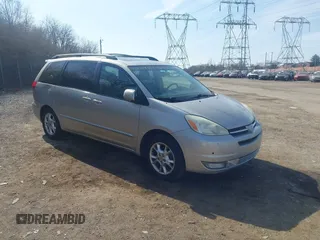 2005 Toyota Sienna XLE with VIN 5TDZA22C25S238458, listed as a IAAI auction lot 41801916 with 170,825 mi miles. Bid and sale history available at carsss.com. Image 1.