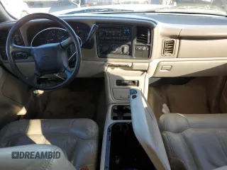 2002 Chevrolet Tahoe Z71 with VIN 1GNEK13Z32R199762, listed as a Copart auction lot 88111095 with 152,509 mi miles and Salvage Title. Bid and sale history available at carsss.com. Image 8.