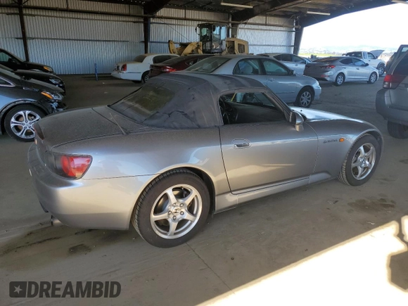 2000 Honda S2000 с VIN JHMAP1147YT008063, выставлен на аукционе Copart как лот 47440075 с пробегом 136 538 миль миль и Списание • Salvage title. История ставок и продаж доступна на DreamBid. Изображение 3.