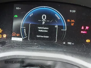 2025 Toyota Camry LE z VIN 4T1DBADK7SU513802, wystawiony jako IAAI lot #42259217 z przebiegiem 27 379 mil mil oraz . Historia ofert i sprzedaży dostępna na DreamBid. Obrazek 7.