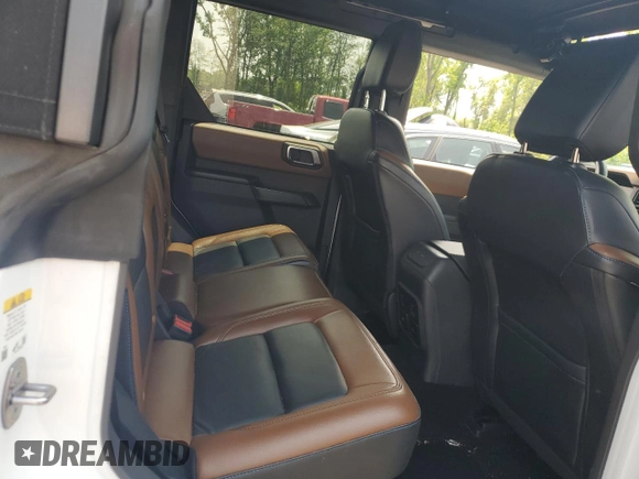 2024 Ford Bronco Outer Banks with VIN 1FMEE8BP0RLA31725, listed as a Copart auction lot 60918675 with 10,452 mi miles and Salvage title. Bid and sale history available at DreamBid. Image 10.