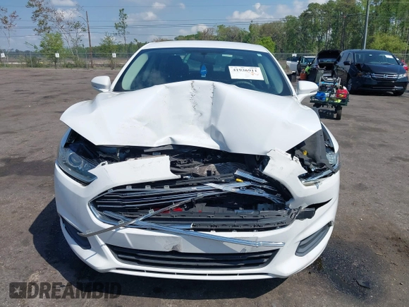 2016 Ford Fusion SE with VIN 3FA6P0HDXGR403268, listed as a IAAI auction lot 41936911 with 165,074 mi miles. Bid and sale history available at carsss.com. Image 6.
