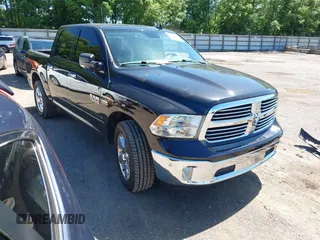 2016 Ram 1500 Big Horn z VIN 3C6RR7LT1GG220028, wystawiony jako IAAI lot #42320404 z przebiegiem 87 504 mil mil oraz . Historia ofert i sprzedaży dostępna na DreamBid. Obrazek 1.
