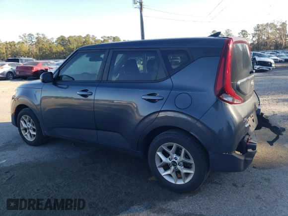 2020 Kia Soul S with VIN KNDJ23AU2L7059435, listed as a Copart auction lot 88678985 with 80,402 mi miles and Salvage Title. Bid and sale history available at DreamBid. Image 2.