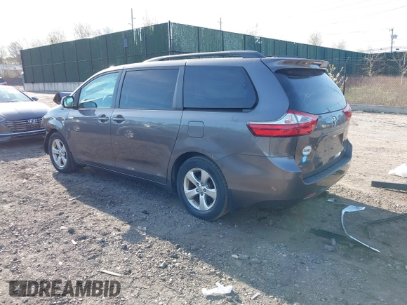 2017 Toyota Sienna LE Auto Access Seat with VIN 5TDKZ3DCXHS888544, listed as a IAAI auction lot 42015252 with 76,378 mi miles. Bid and sale history available at carsss.com. Image 3.