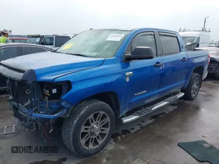 2016 Toyota Tundra SR5 z VIN 5TFEW5F10GX200671, wystawiony jako IAAI lot #41946182 z przebiegiem 162 688 mil mil oraz . Historia ofert i sprzedaży dostępna na DreamBid. Obrazek 2.