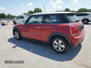 2016 MINI Hardtop z VIN WMWXP5C57G2D15410, wystawiony jako Copart lot #62340695 z przebiegiem 84 409 mil mil oraz Czysty tytuł • Clean title. Historia ofert i sprzedaży dostępna na DreamBid. Obrazek 2.