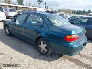 2000 Chevrolet Malibu LS with VIN 1G1NE52J6Y6174229, listed as a IAAI auction lot 41951505 with 172,214 mi miles. Bid and sale history available at carsss.com. Image 3.