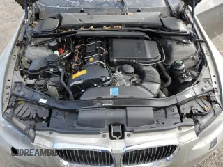 2010 BMW 3 Series 335i with VIN WBAWL7C57AP475720, listed as a Copart auction lot 42702715 with 71,395 mi miles and Clean Title. Bid and sale history available at carsss.com. Image 11.