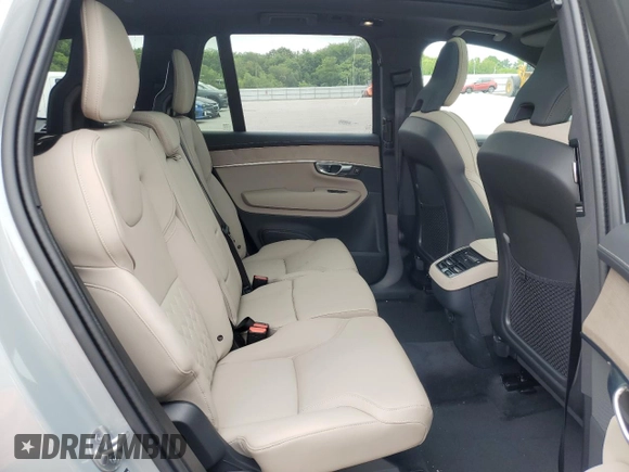 2025 Volvo XC90 Plus with VIN YV4062PB0S1356430, listed as a Copart auction lot 61463685 with 7,901 mi miles and Clean title. Bid and sale history available at DreamBid. Image 11.