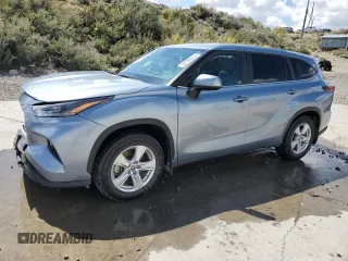 2024 Toyota Highlander LE with VIN 5TDKDRBH1RS556722, listed as a Copart auction lot 54190015 with 21,080 mi miles and Salvage title. Bid and sale history available at DreamBid. Image 1.