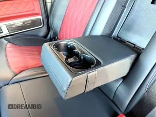 2022 Mercedes-Benz G 63 AMG z VIN W1NYC7HJ1NX453XXX, wystawiony jako Copart lot #60002315 z przebiegiem 17 560 mil mil oraz Czysty tytuł • Clean title. Historia ofert i sprzedaży dostępna na DreamBid. Obrazek 6.