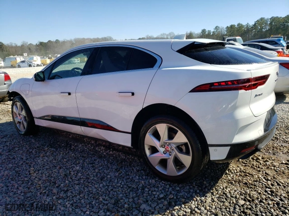 2020 Jaguar I-PACE SE with VIN SADHC2S14L1F79060, listed as a Copart auction lot 43287464 with 25,775 mi miles. Bid and sale history available at carsss.com. Image 2.