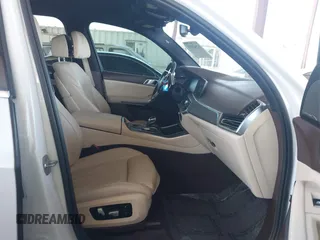 2019 BMW X5 xDrive40i с VIN 5UXCR6C50KLL02174, выставлен на аукционе IAAI как лот 42543971 с пробегом 126 989 миль миль и . История ставок и продаж доступна на DreamBid. Изображение 5.