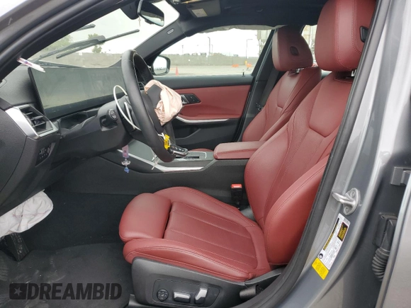 2024 BMW 3 Series 330i с VIN 3MW69FF00R8D85599, выставлен на аукционе Copart как лот 55884005 с пробегом 18 822 миль миль и Списание • Salvage title. История ставок и продаж доступна на DreamBid. Изображение 7.