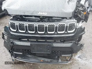 2023 Jeep Compass Limited with VIN 3C4NJDCN8PT512863, listed as a IAAI auction lot 41197075 with 29,216 mi miles and . Bid and sale history available at DreamBid. Image 6.