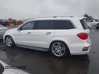 2014 Mercedes-Benz GL-Class GL 550 with VIN 4JGDF7DEXEA328392, listed as a IAAI auction lot 41187269 with 1 mi miles. Bid and sale history available at carsss.com. Image 14.