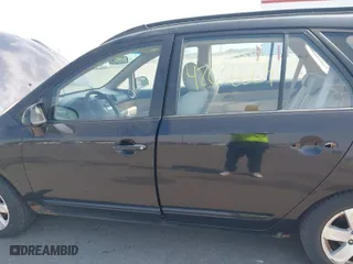 2007 Kia Rondo LX with VIN KNAFG525877029532, listed as a IAAI auction lot 42036604 with 225,698 mi miles. Bid and sale history available at carsss.com. Image 6.