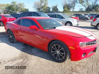 2012 Chevrolet Camaro 1LT z VIN 2G1FB1E31C9140820, wystawiony jako IAAI lot #40151914 z przebiegiem 117 325 mil mil oraz . Historia ofert i sprzedaży dostępna na DreamBid. Obrazek 1.