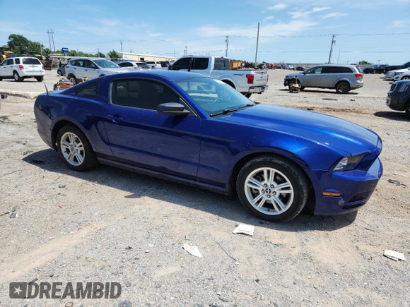 2014 Ford Mustang V6 z VIN 1ZVBP8AM2E5297686, wystawiony jako Copart lot #60561645 z przebiegiem 161 604 mil mil oraz Szkoda całkowita • Salvage title. Historia ofert i sprzedaży dostępna na DreamBid. Obrazek 4.
