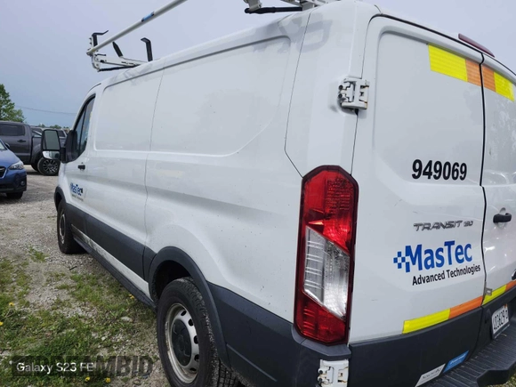 2016 Ford Transit Cargo with VIN 1FTYE1ZM5GKA76148, listed as a IAAI auction lot 42299673 with 150,587 mi miles and . Bid and sale history available at DreamBid. Image 1.