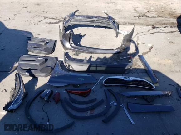 2023 Toyota Highlander L with VIN 5TDKDRBH5PS005383, listed as a Copart auction lot 44438255 with 17,149 mi miles and Salvage title. Bid and sale history available at DreamBid. Image 13.