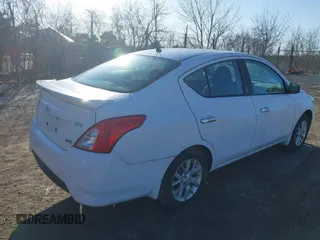 2016 Nissan Versa SV z VIN 3N1CN7AP8GL903922, wystawiony jako IAAI lot #41765631 z przebiegiem 144 113 mil mil oraz . Historia ofert i sprzedaży dostępna na DreamBid. Obrazek 4.