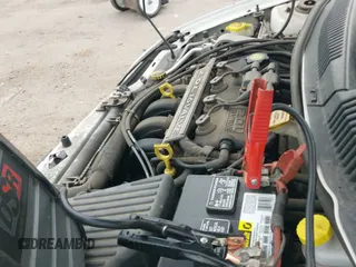 2000 Dodge Neon Highline z VIN 1B3ES46C3YD729060, wystawiony jako IAAI lot #42520084 z przebiegiem 54 588 mil mil oraz . Historia ofert i sprzedaży dostępna na DreamBid. Obrazek 12.