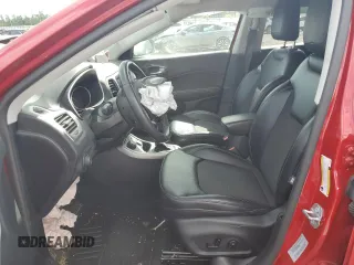 2017 Jeep Compass Latitude z VIN 3C4NJDBB1HT665979, wystawiony jako Copart lot #56522185 z przebiegiem 69 646 mil mil oraz Szkoda całkowita • Salvage title. Historia ofert i sprzedaży dostępna na DreamBid. Obrazek 7.