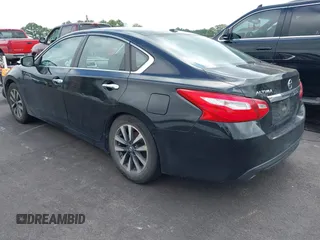 2017 Nissan Altima SV with VIN 1N4AL3AP2HC237744, listed as a IAAI auction lot 42557918 with 220,077 mi miles and . Bid and sale history available at DreamBid. Image 3.