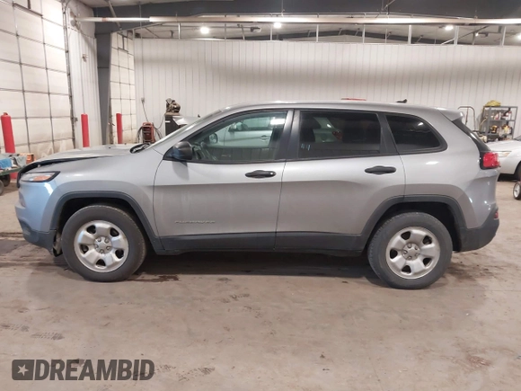 2015 Jeep Cherokee Sport with VIN 1C4PJMAB8FW594202, listed as a IAAI auction lot 40920153 with 235,933 mi miles. Bid and sale history available at carsss.com. Image 14.